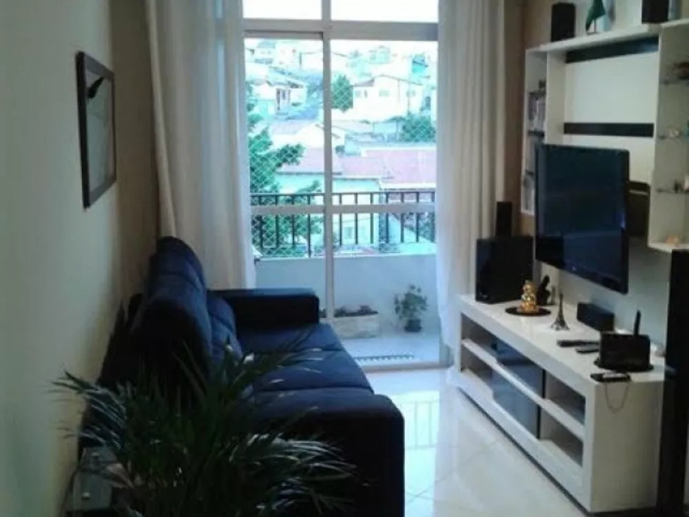 Apartamento à venda com 3 quartos, 74m² - Foto 4