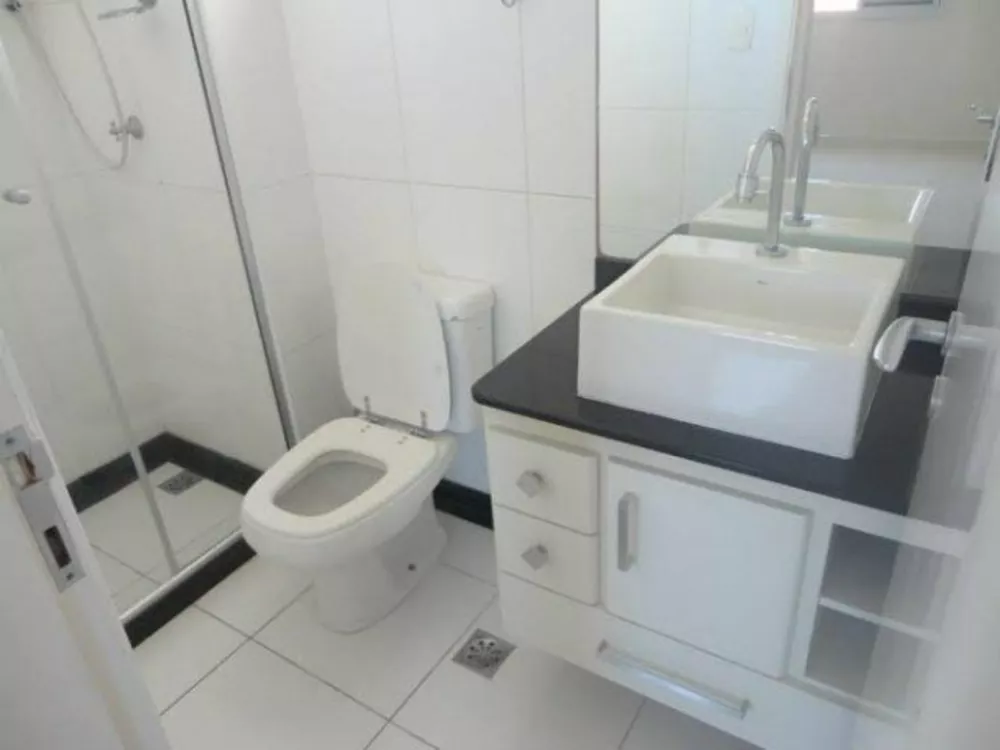 Apartamento à venda com 3 quartos, 74m² - Foto 3