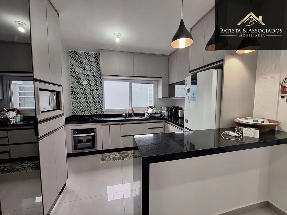 Casa, 3 quartos, 130 m² - Foto 1