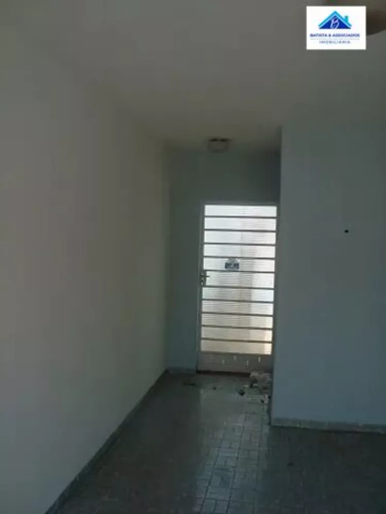 Casa à venda com 4 quartos, 166m² - Foto 4