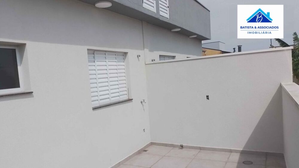 Casa à venda com 2 quartos, 125m² - Foto 3