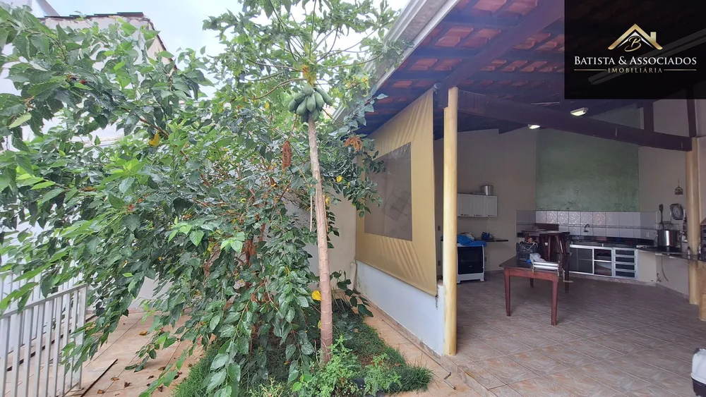 Casa, 3 quartos, 236 m² - Foto 1