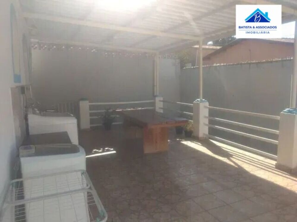 Casa, 3 quartos, 180 m² - Foto 2