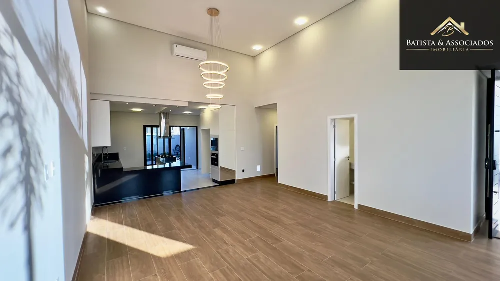 Casa, 3 quartos, 208 m² - Foto 1