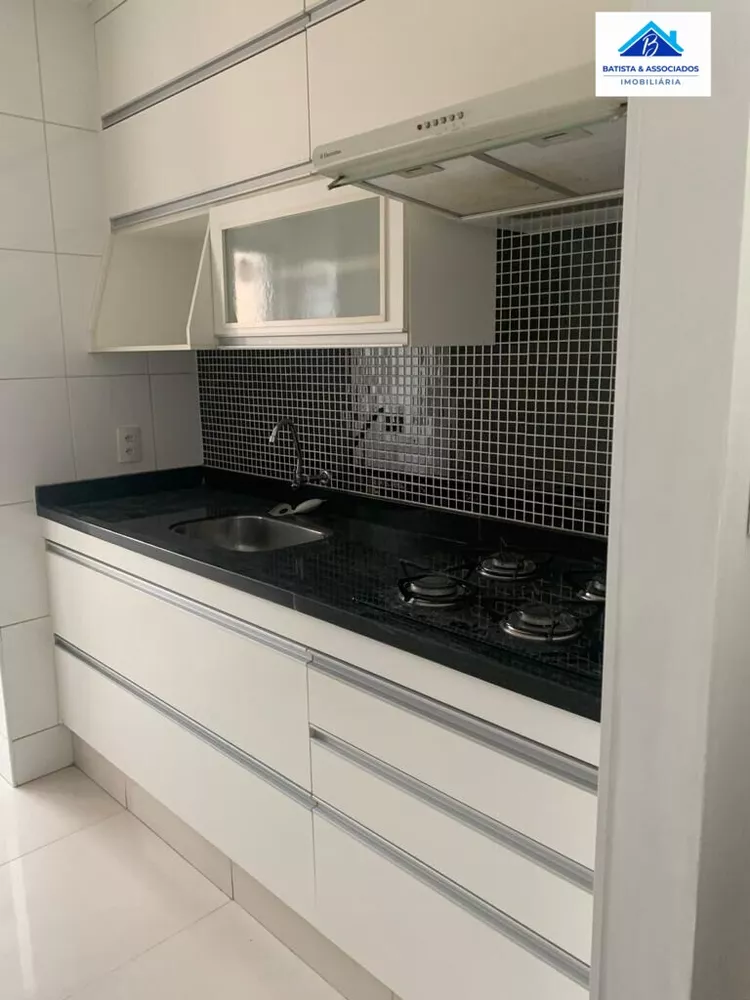 Apartamento à venda com 3 quartos, 75m² - Foto 3