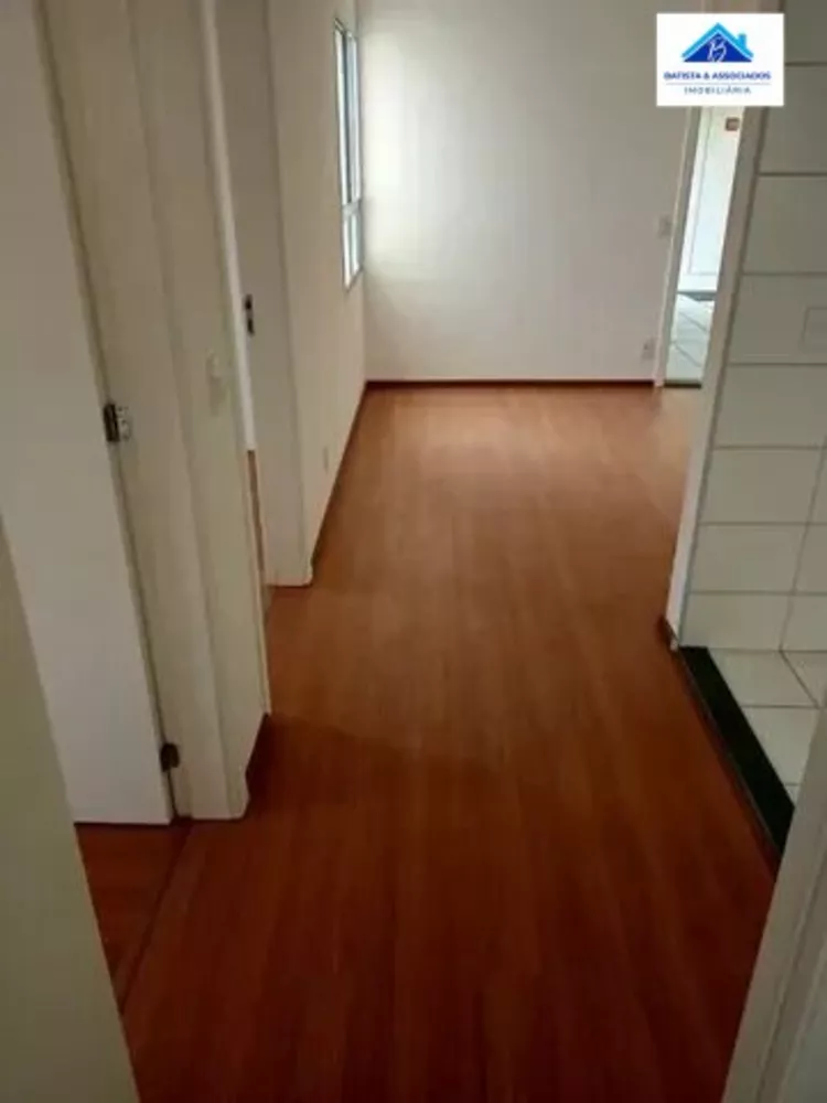 Apartamento à venda com 2 quartos, 44m² - Foto 3