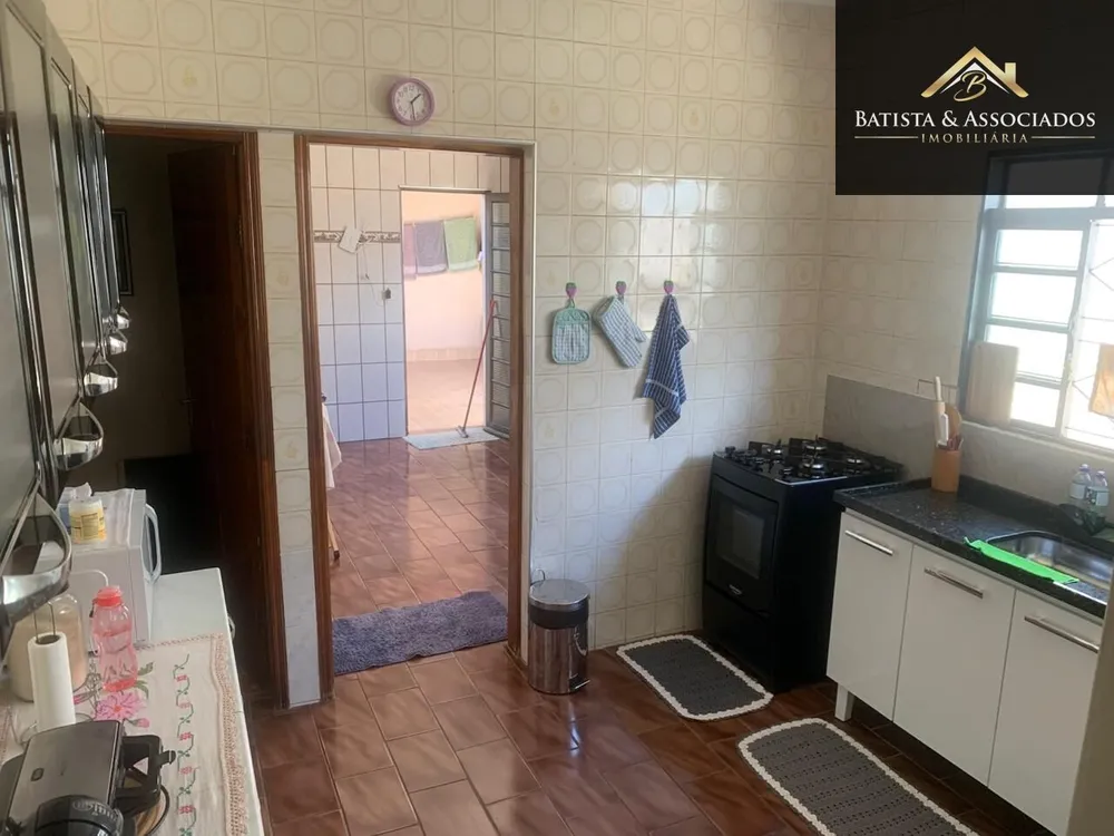 Casa, 3 quartos, 186 m² - Foto 2