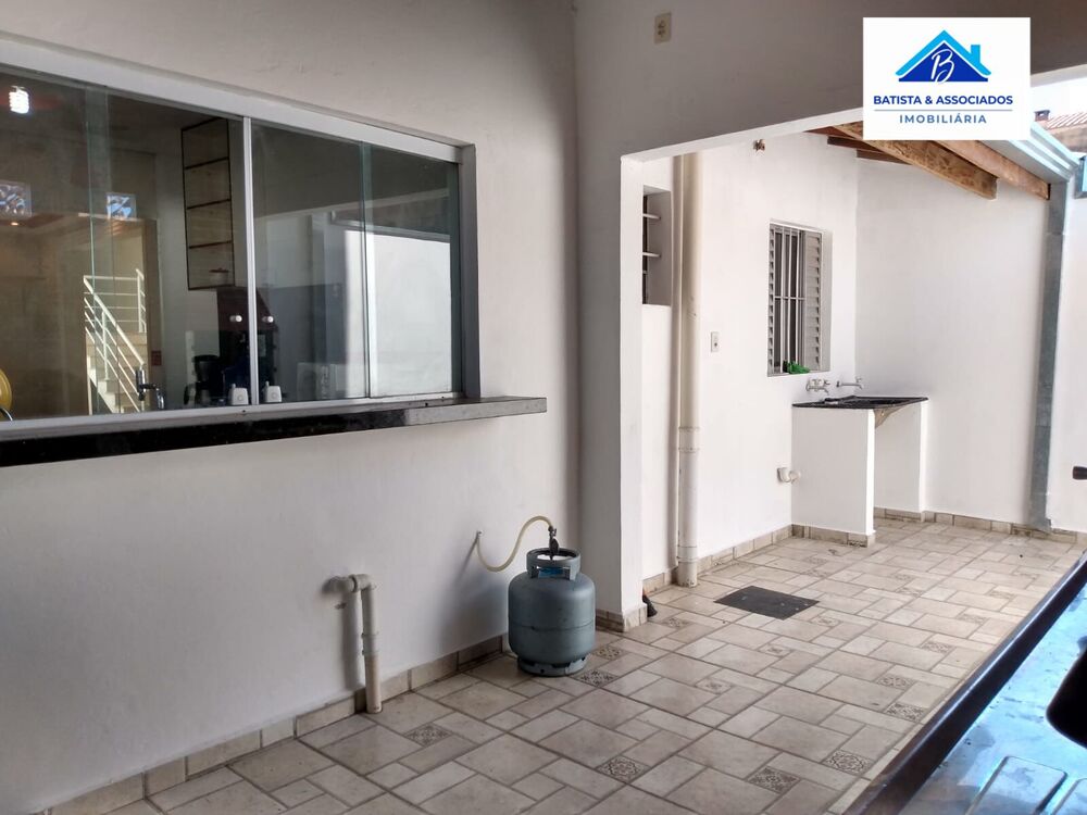 Casa, 3 quartos, 218 m² - Foto 9
