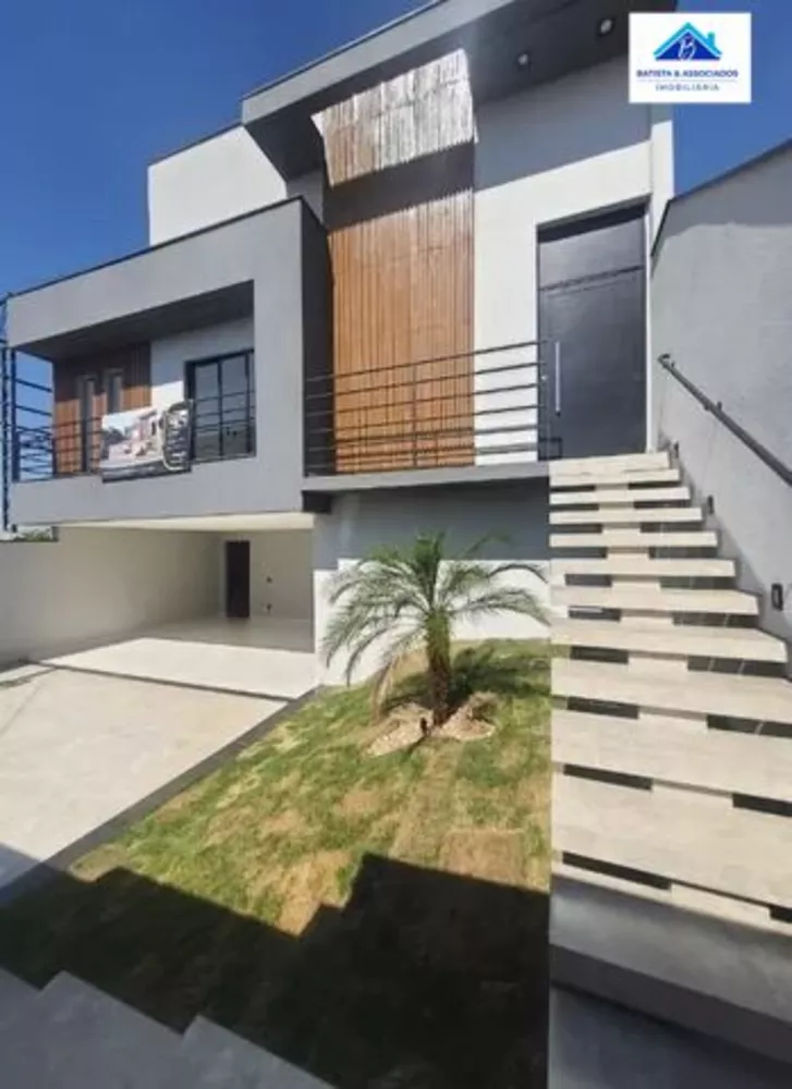 Casa à venda com 3 quartos, 163m² - Foto 1