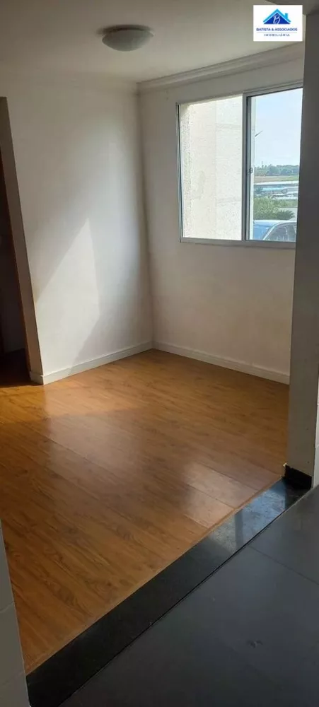 Apartamento à venda com 2 quartos, 55m² - Foto 2