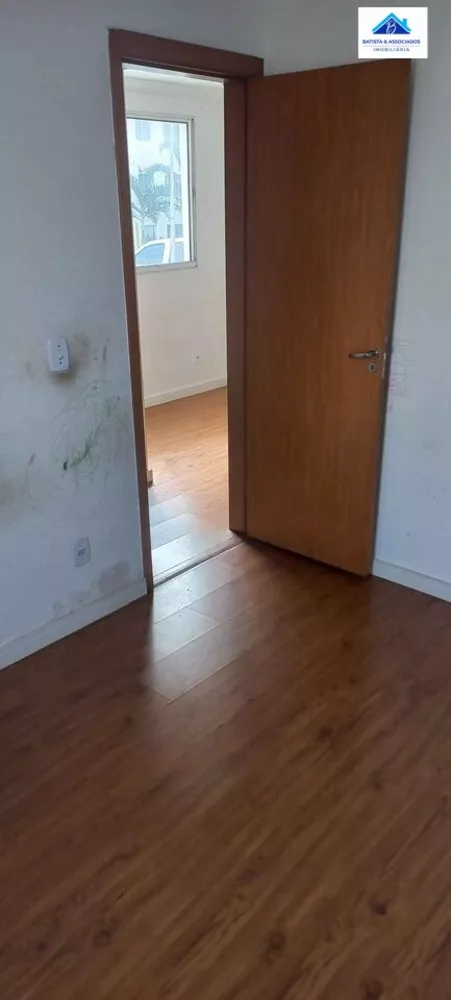 Apartamento à venda com 2 quartos, 55m² - Foto 3