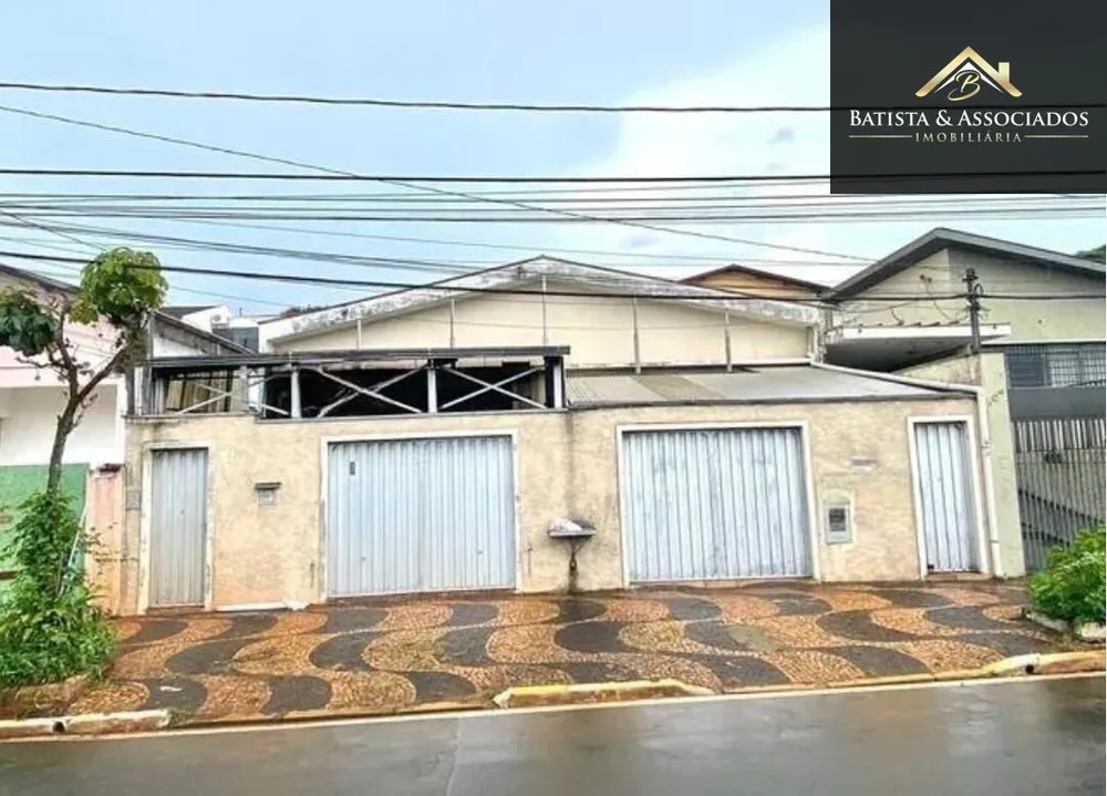Casa, 6 quartos, 255 m² - Foto 4