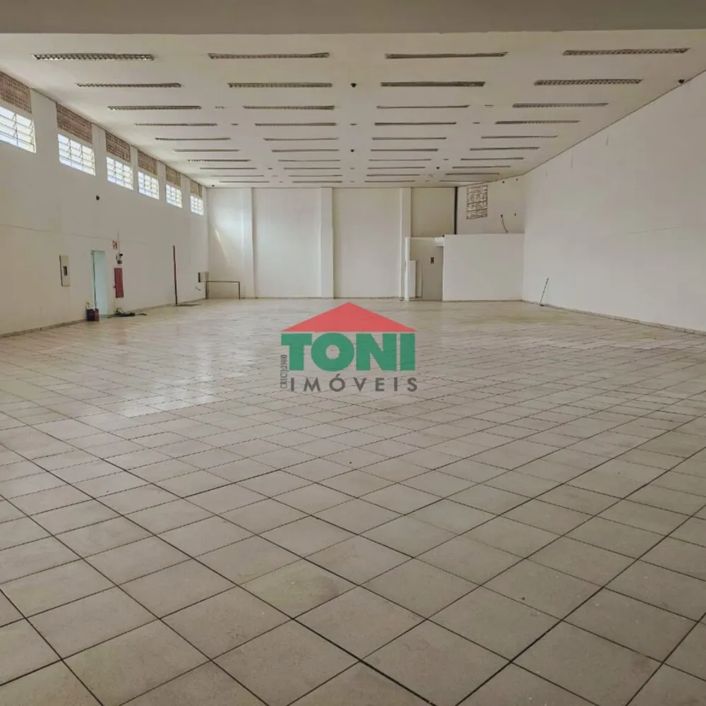 Loja-Salão, 842 m² - Foto 1