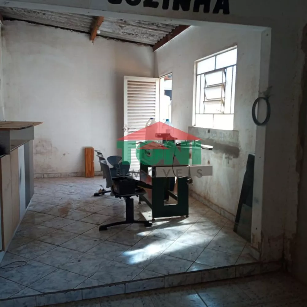 Prédio Inteiro - Foto 1