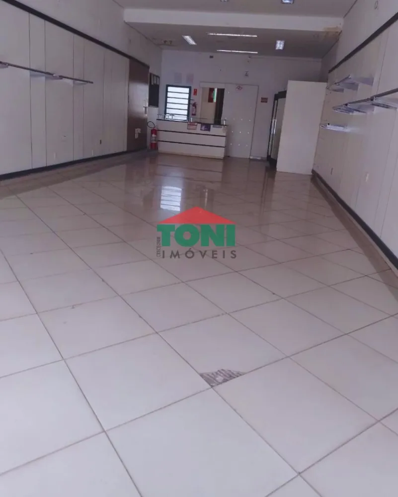 Loja-Salão, 224 m² - Foto 1