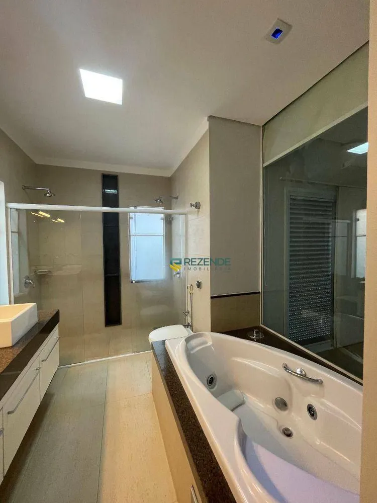 Sobrado, 3 quartos, 305 m² - Foto 4