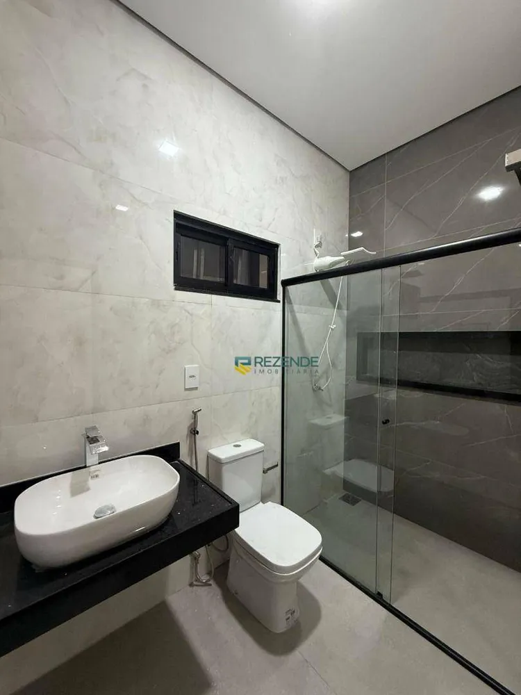 Casa, 3 quartos, 185 m² - Foto 1