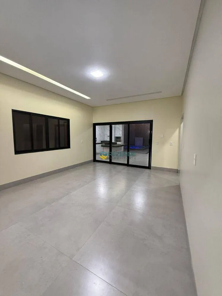 Casa, 3 quartos, 185 m² - Foto 3