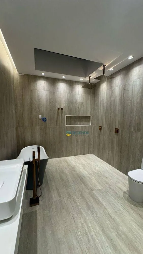 Sobrado, 5 quartos, 432 m² - Foto 2