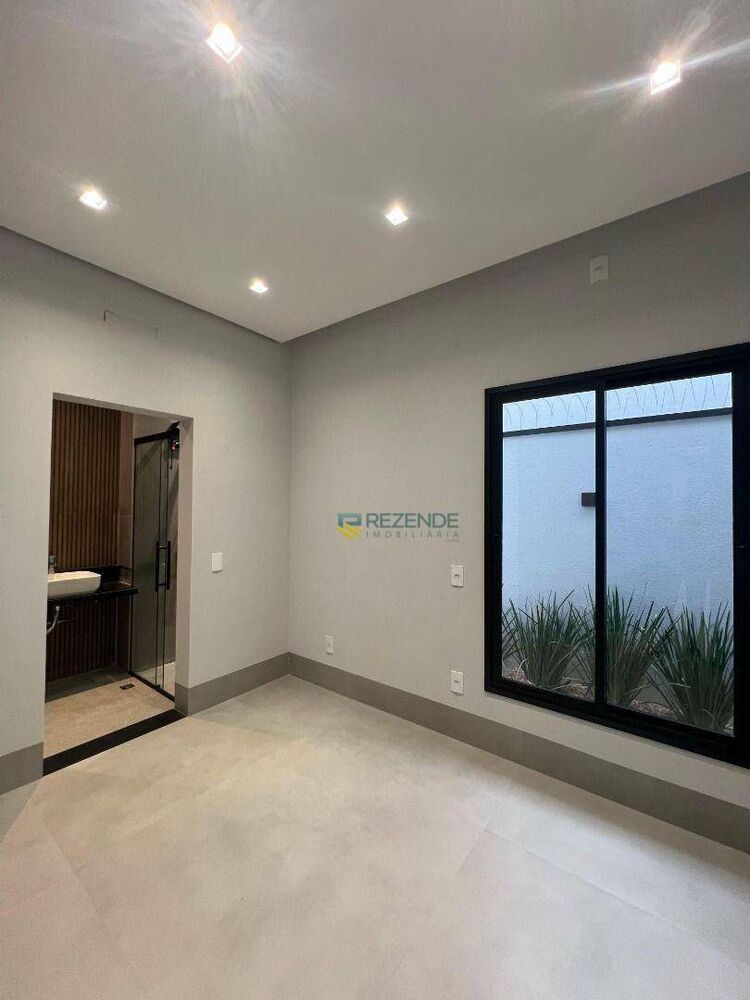 Sobrado, 4 quartos, 242 m² - Foto 9