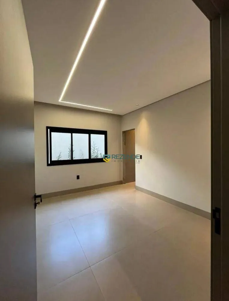 Casa, 4 quartos, 207 m² - Foto 2