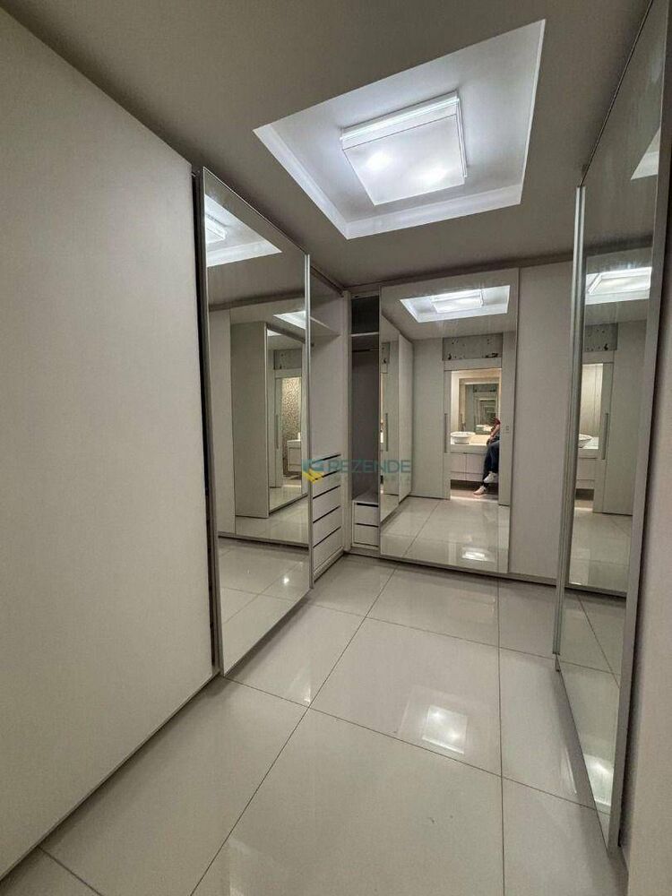 Apartamento à venda com 3 quartos, 126m² - Foto 8