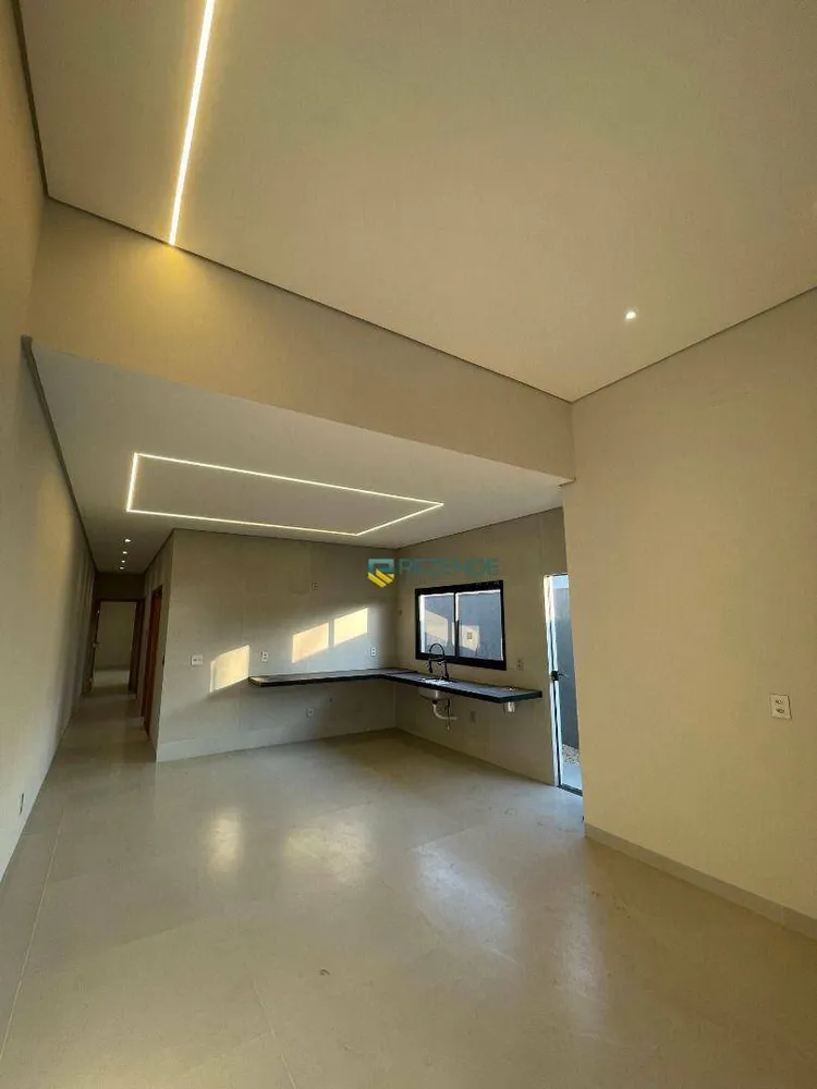 Casa, 3 quartos, 121 m² - Foto 1