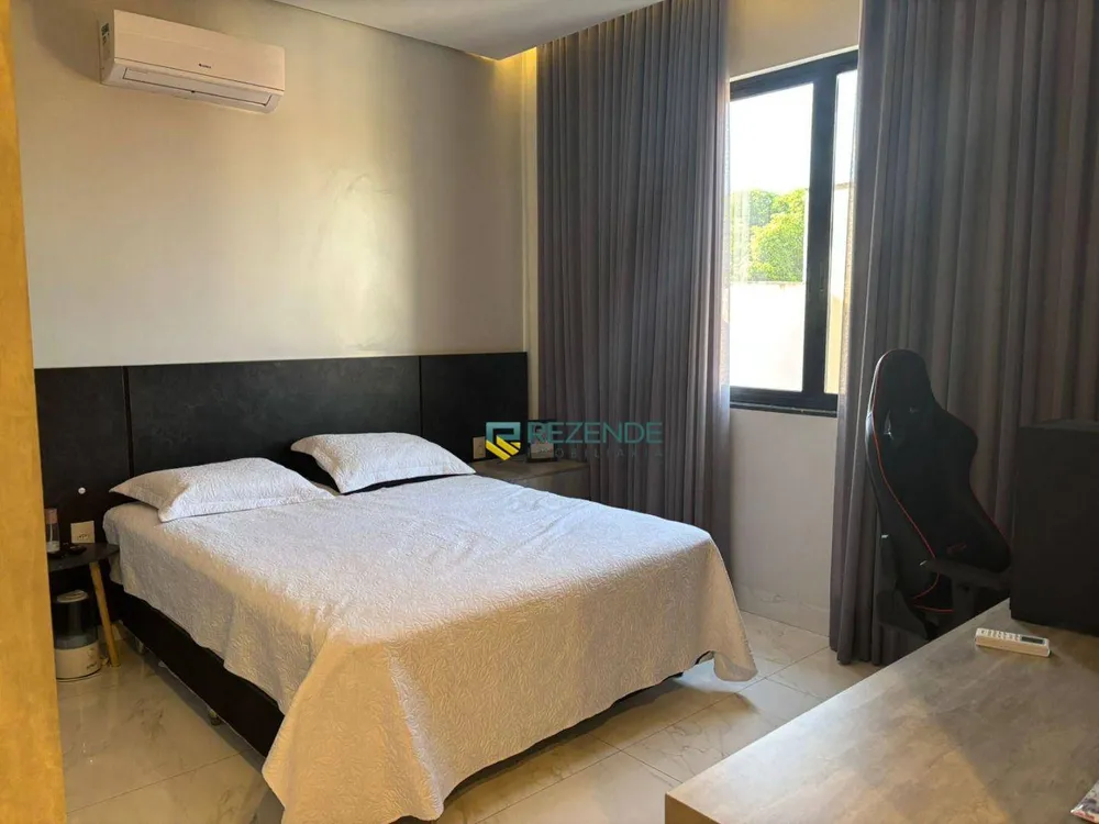 Casa, 4 quartos, 276 m² - Foto 1