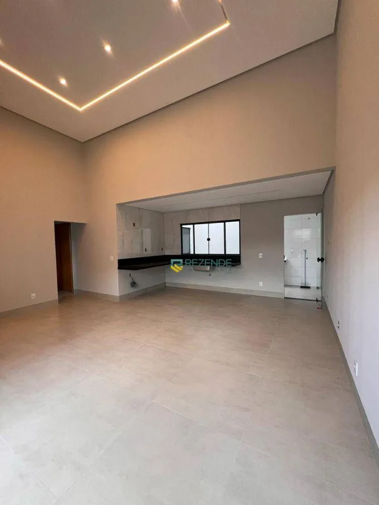 Casa, 3 quartos, 93 m² - Foto 1