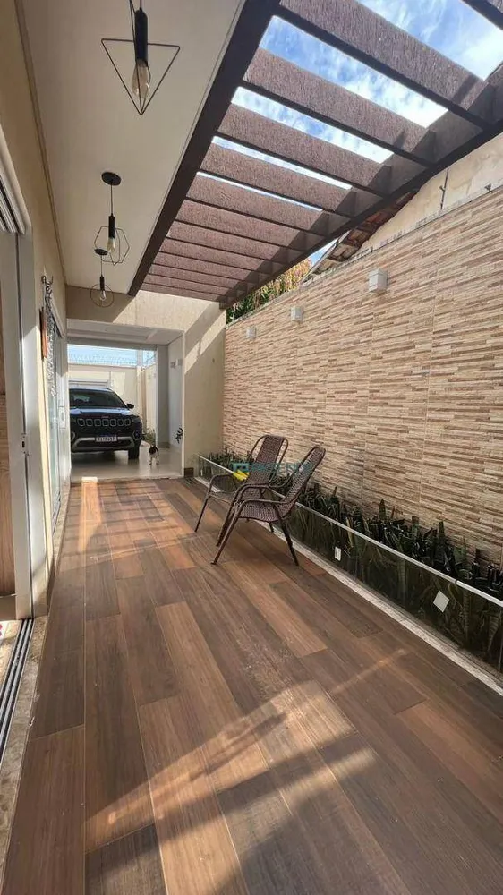 Casa, 4 quartos, 210 m² - Foto 3