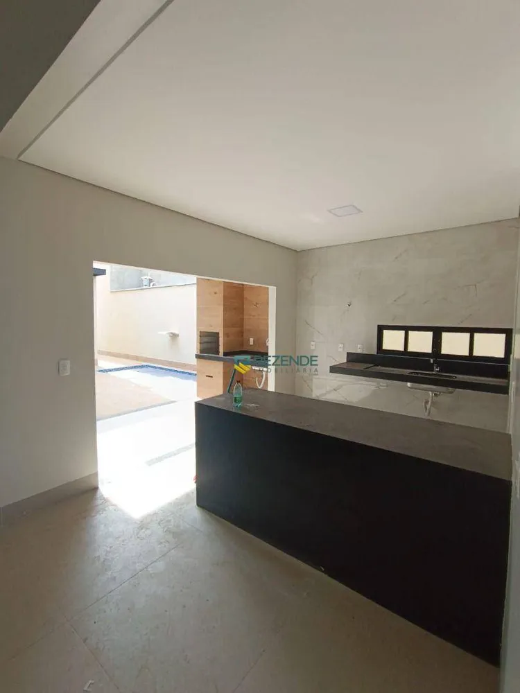 Casa, 3 quartos, 149 m² - Foto 3