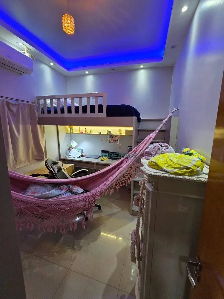 Casa, 3 quartos, 200 m² - Foto 3