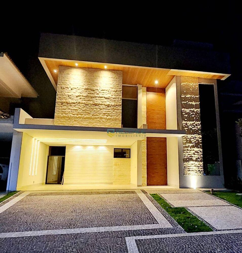 Sobrado, 4 quartos, 330 m² - Foto 1