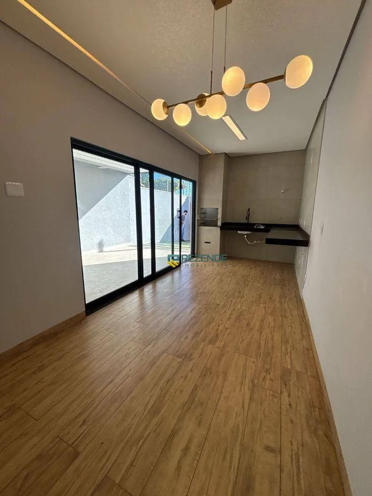 Casa, 3 quartos, 103 m² - Foto 1