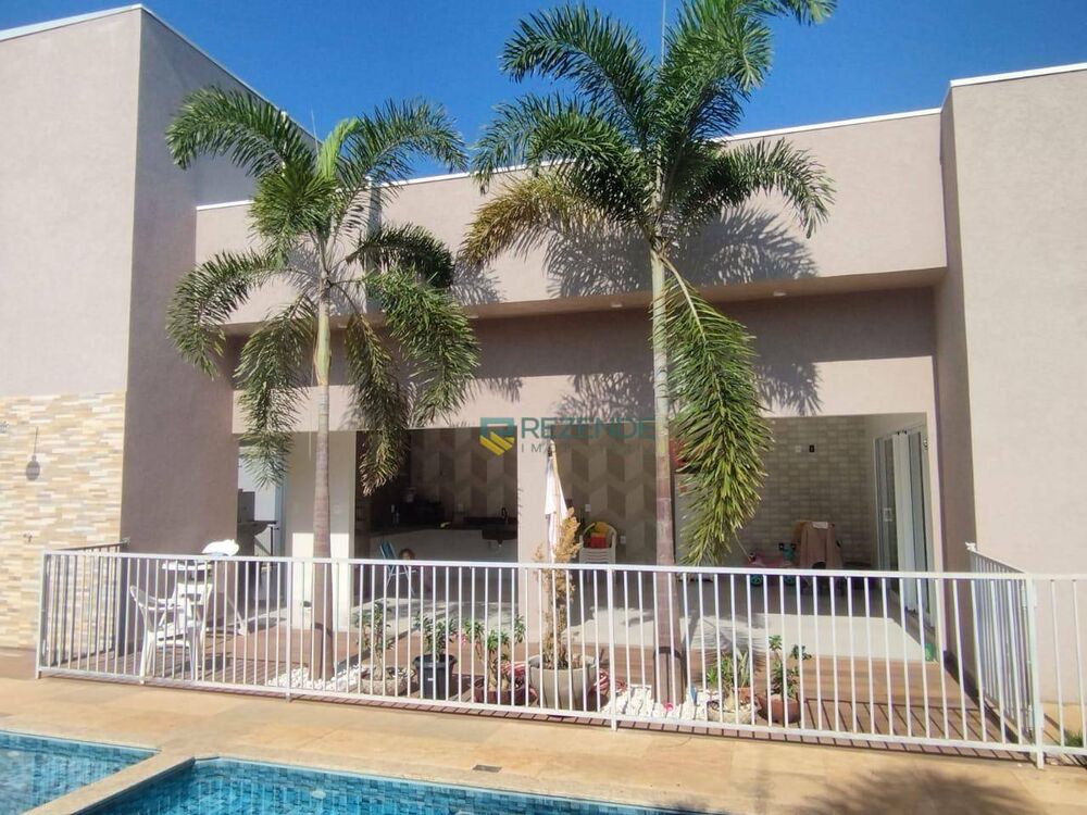 Casa à venda com 3 quartos, 218m² - Foto 11