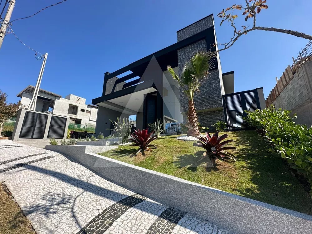 Casa de Condomínio à venda com 4 quartos, 185m² - Foto 1