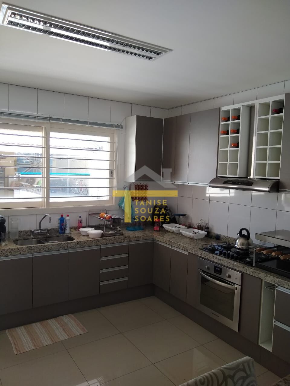 Sobrado à venda com 3 quartos, 337m² - Foto 4