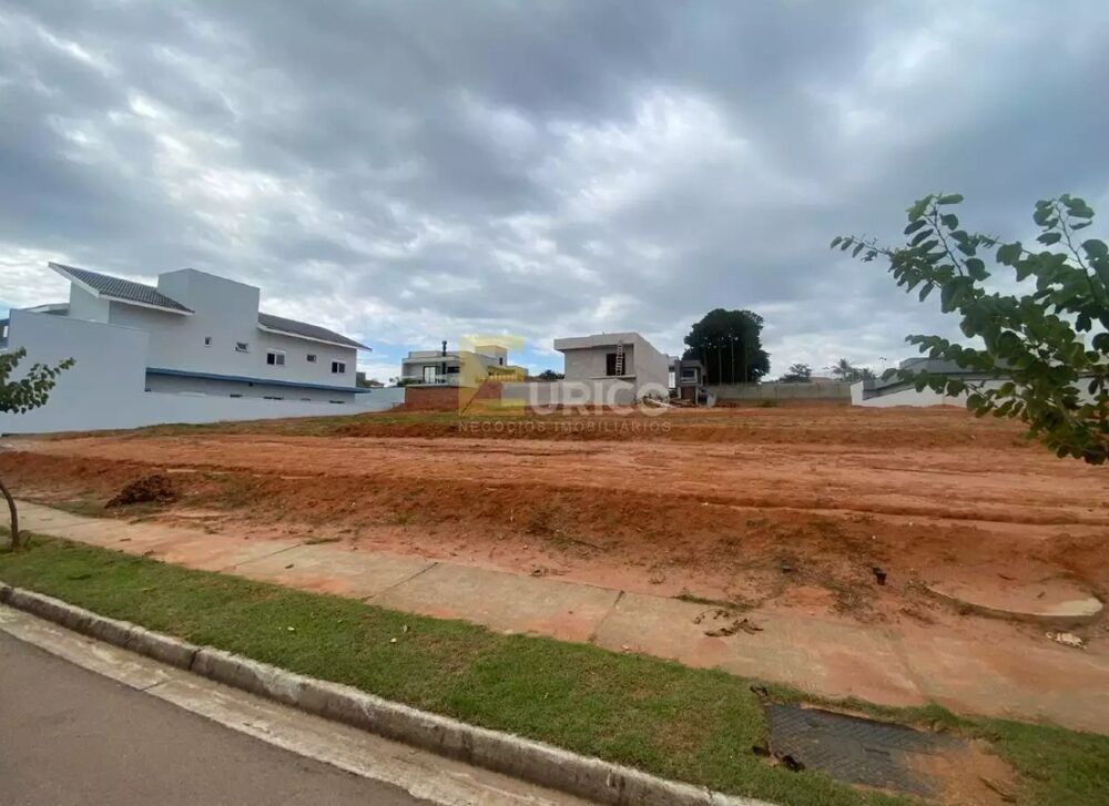 Terreno, 300 m² - Foto 1