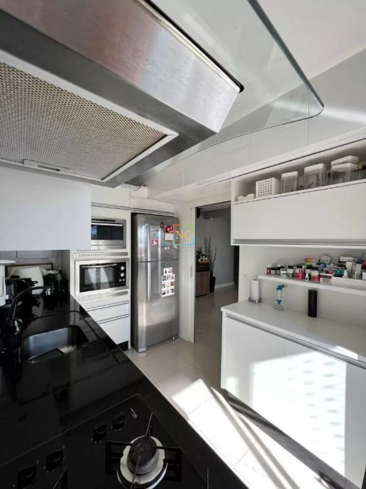 Apartamento, 3 quartos, 137 m² - Foto 4