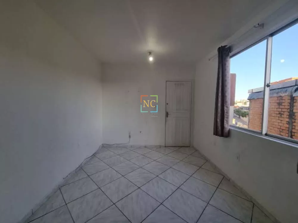 Apartamento à venda com 2 quartos, 45m² - Foto 5