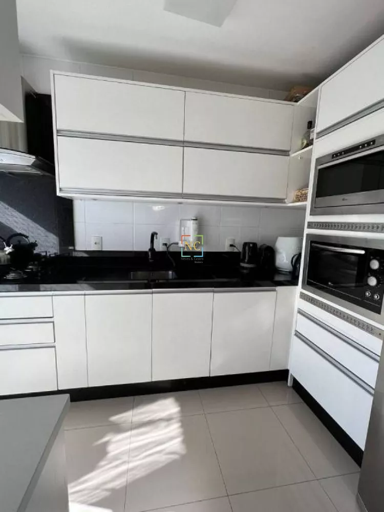 Cobertura à venda com 3 quartos, 137m² - Foto 2