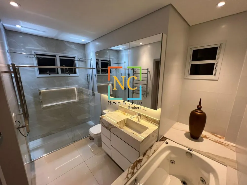 Cobertura, 3 quartos, 215 m² - Foto 17