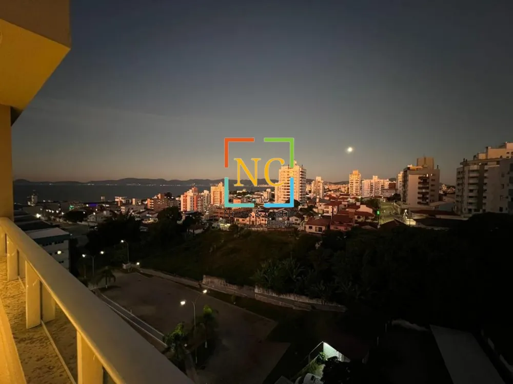 Cobertura, 3 quartos, 215 m² - Foto 3