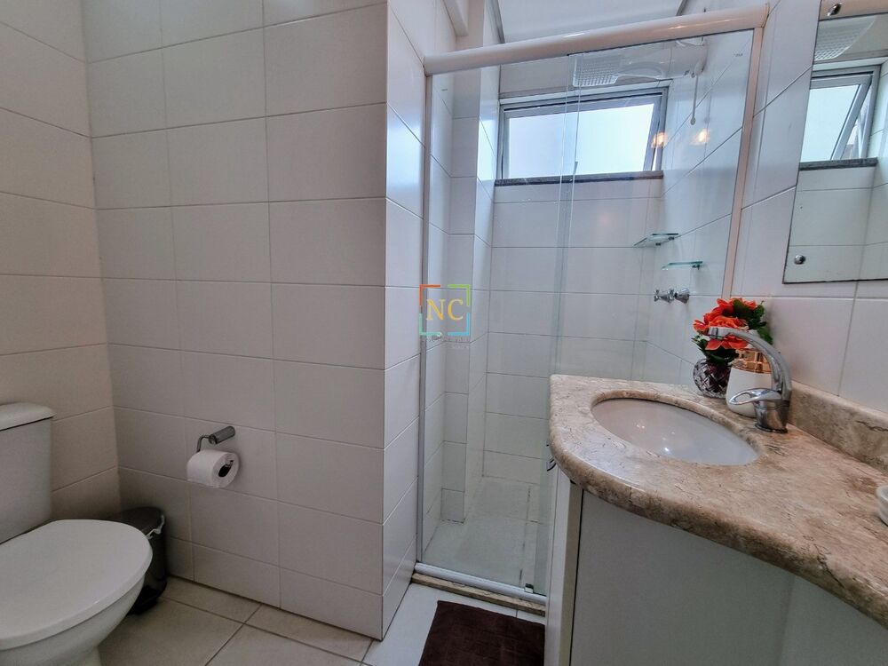 Apartamento à venda com 2 quartos, 70m² - Foto 7