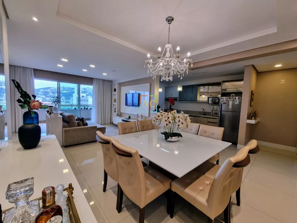 Apartamento, 3 quartos, 147 m² - Foto 1