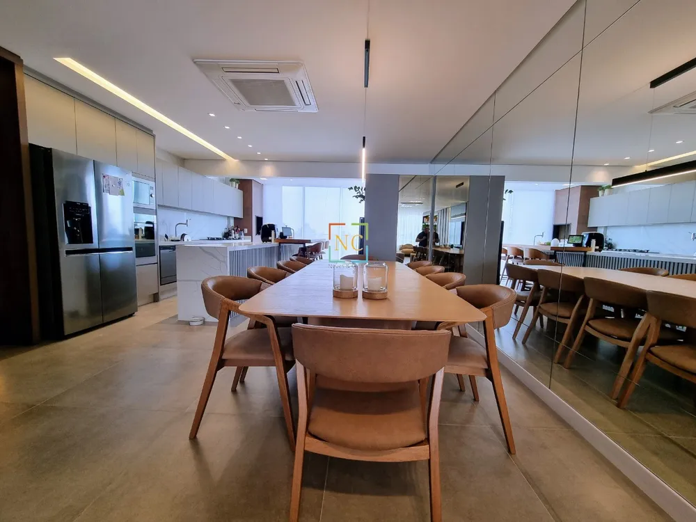 Cobertura, 3 quartos, 248 m² - Foto 5
