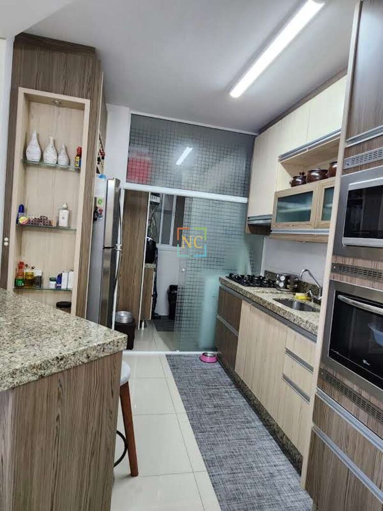 Apartamento à venda com 3 quartos, 92m² - Foto 4