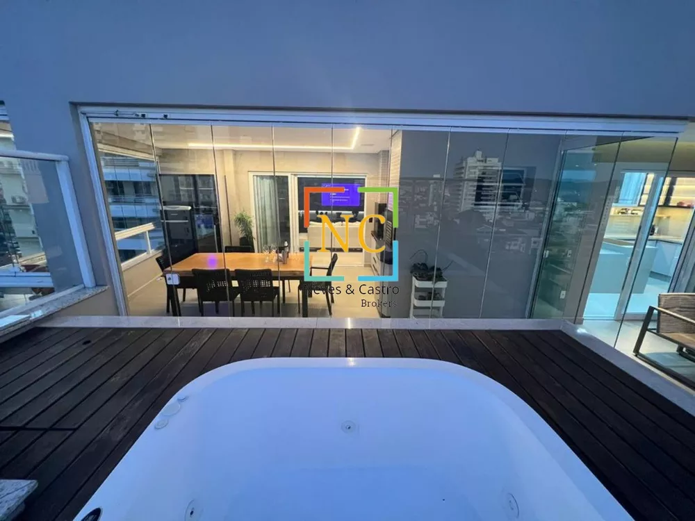 Cobertura à venda com 3 quartos, 215m² - Foto 1