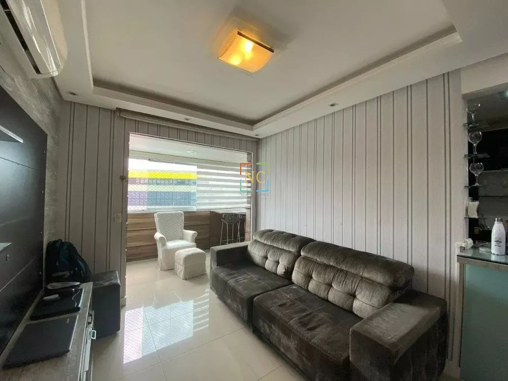 Apartamento à venda com 2 quartos, 75m² - Foto 4