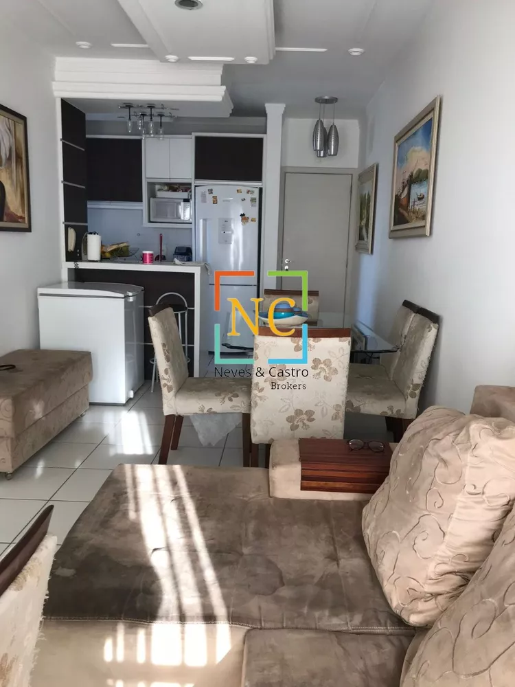 Apartamento à venda com 3 quartos, 75m² - Foto 1